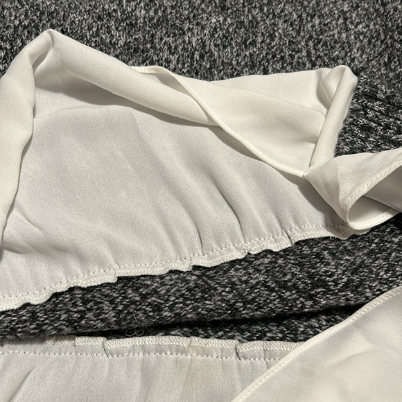 RW&Co Sweater - Picture 4 of 5